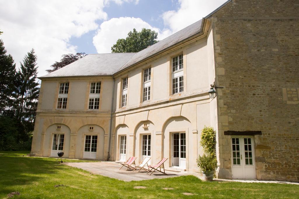Château de Tilly-sur-Seulles Exterior foto