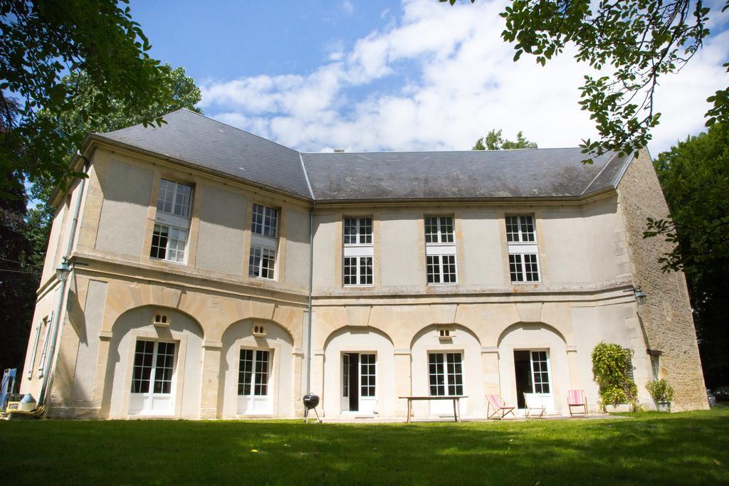 Château de Tilly-sur-Seulles Exterior foto
